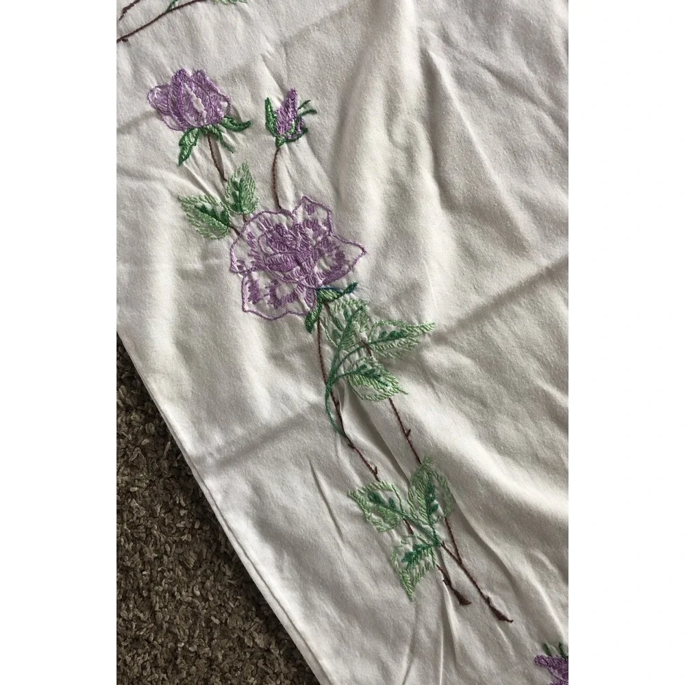 Vtg Embroidered Pillow Cases Pair 30x20 Purple Roses Green Leaves Cottagecore
